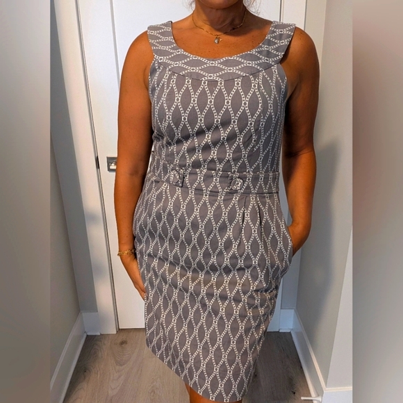 Robbie Bee Grey White Trellis Pattern Cowl Neckline Shift Dress Size 12 - Picture 1 of 8